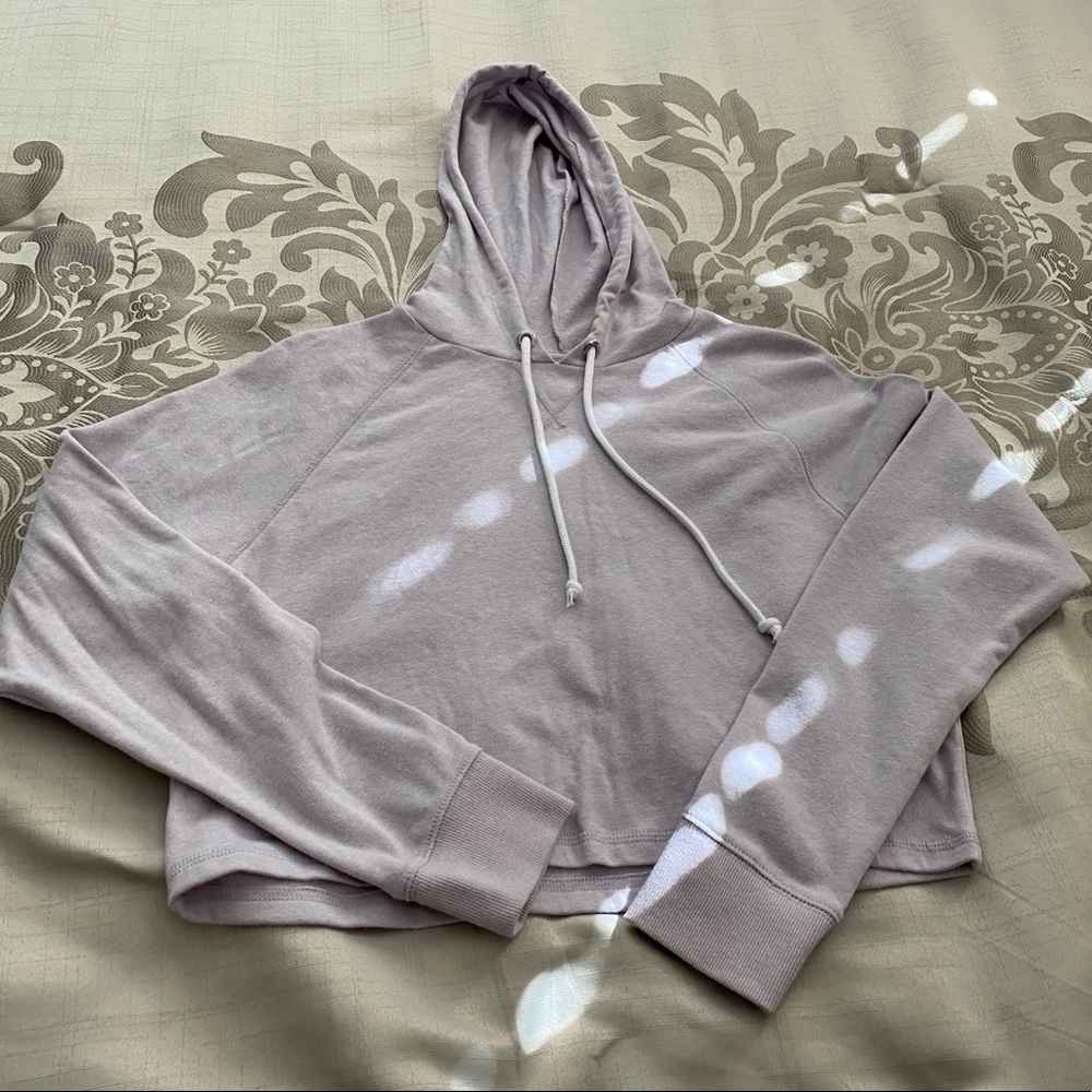 H&M women’s cropped hoodie